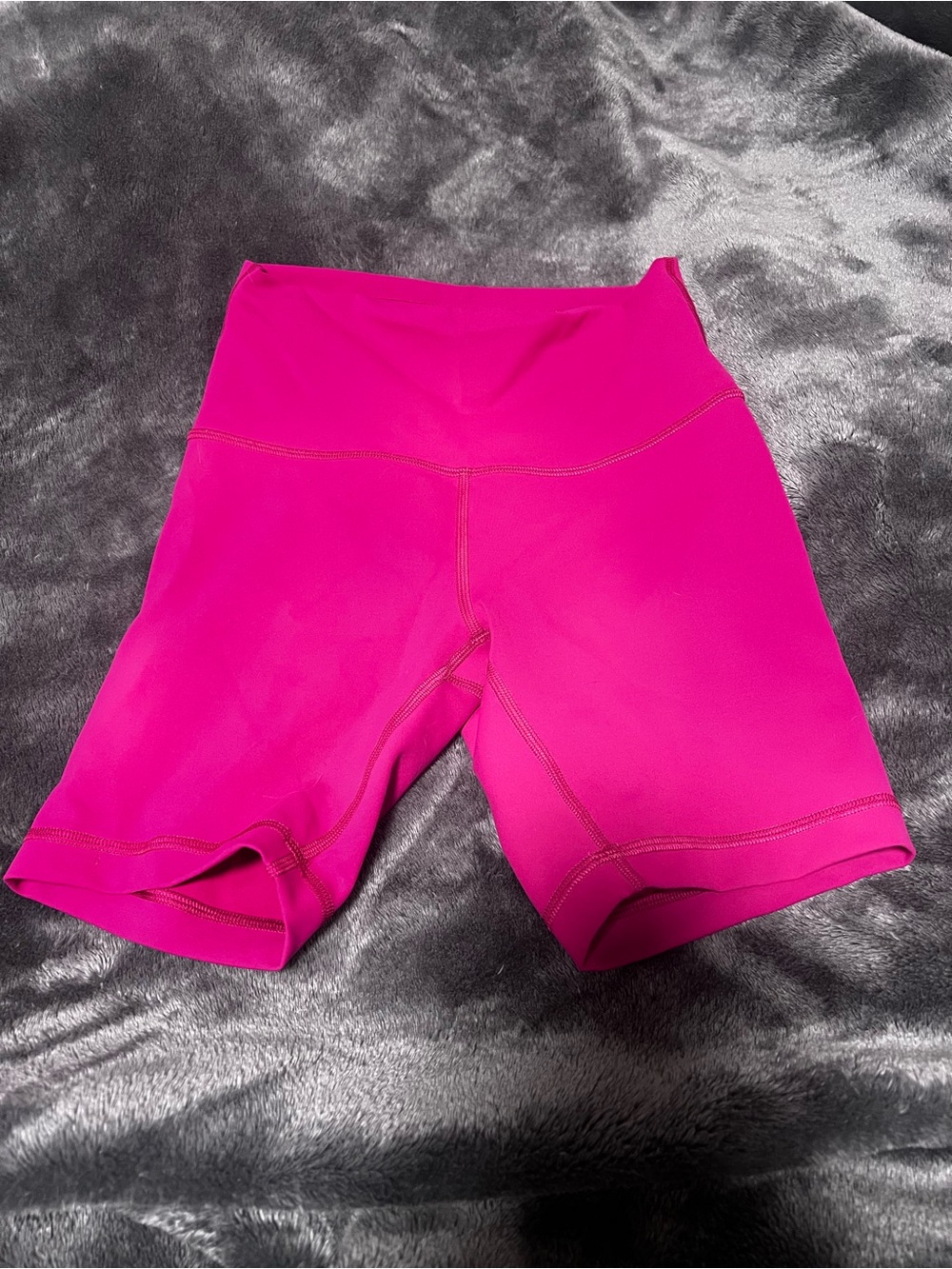 Size 4 Lululemon bike shorts pink